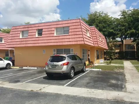 5333 NW 27th Street Lauderhill FL 33313