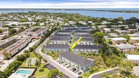 1875 SE Ocean Cove Way Stuart FL 34996
