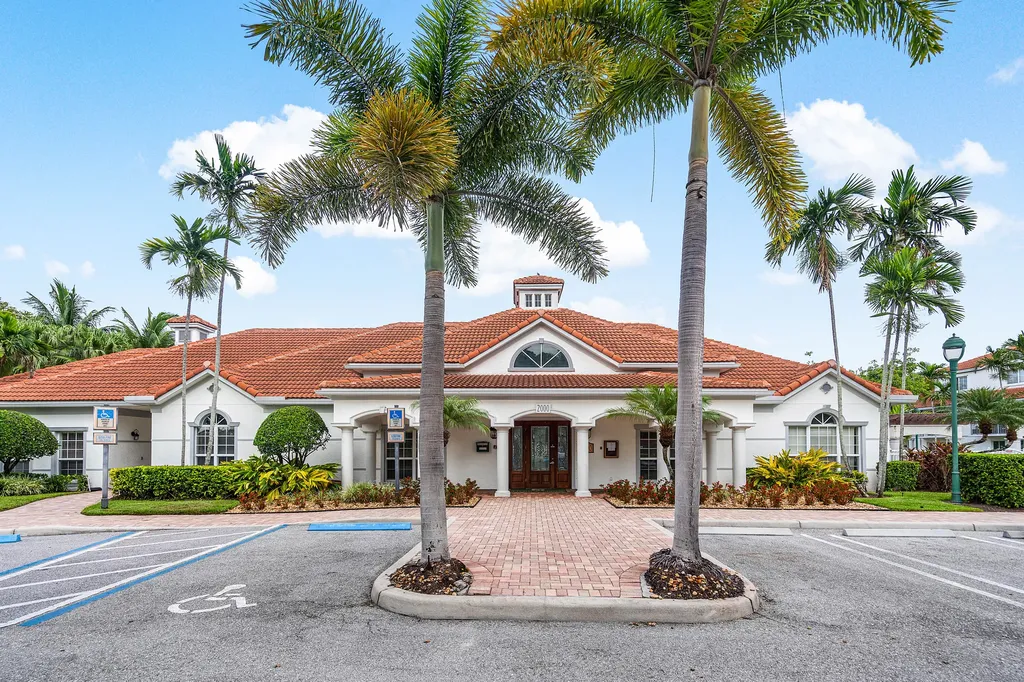 2052 Alta Meadows Lane Delray Beach FL 33444