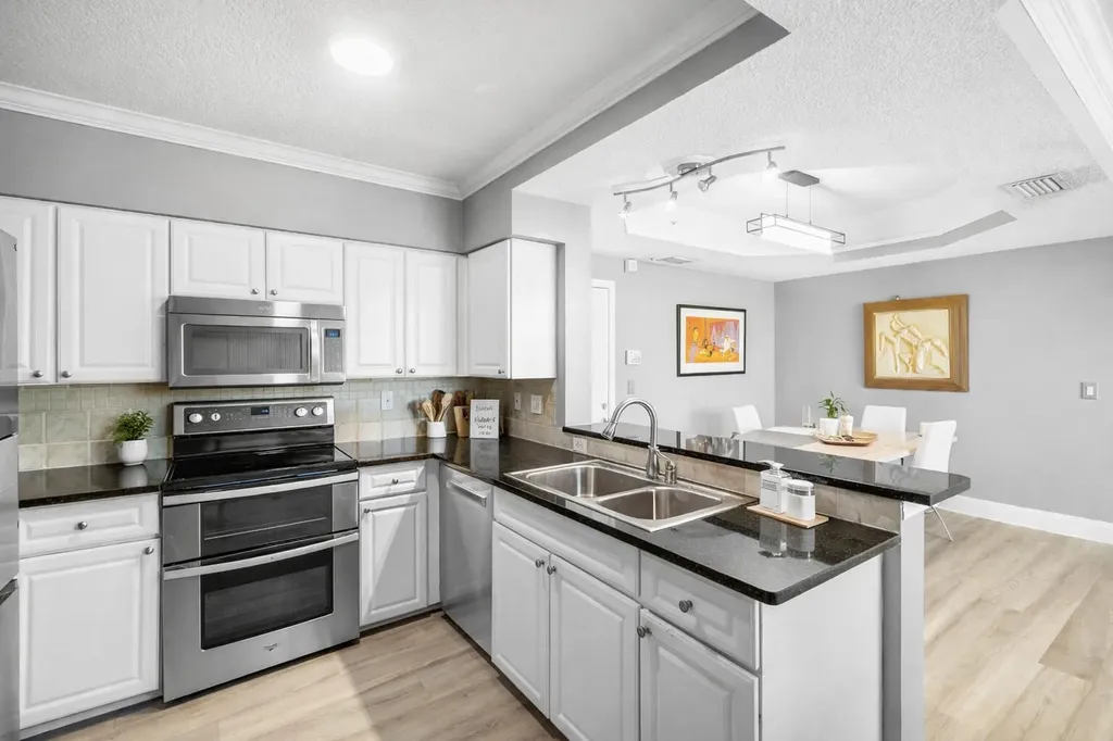 2052 Alta Meadows Lane Delray Beach FL 33444