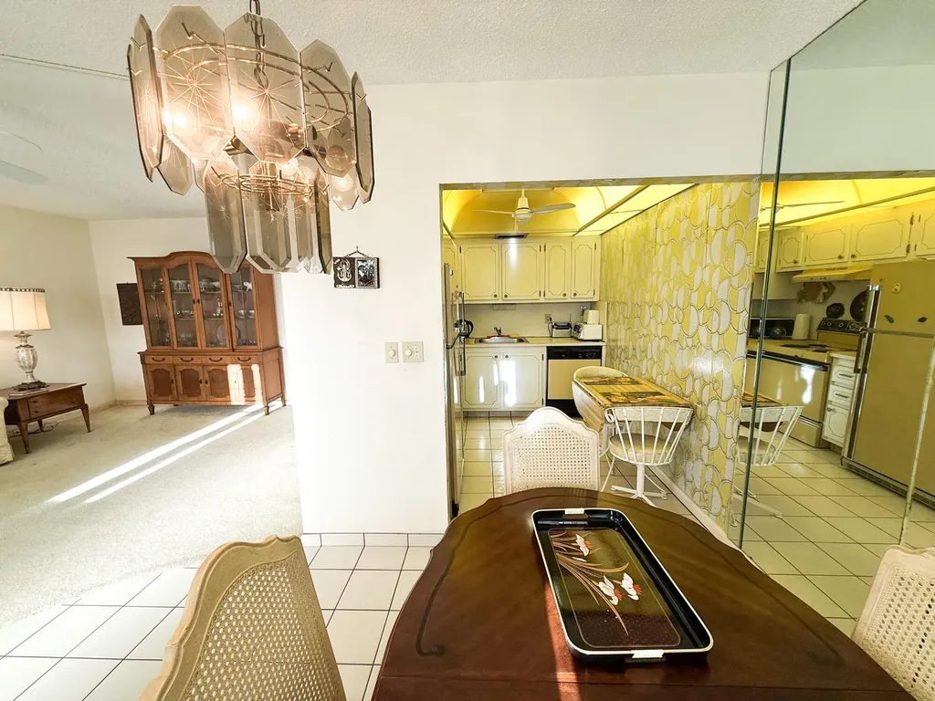 4002 Cambridge A Deerfield Beach FL 33442
