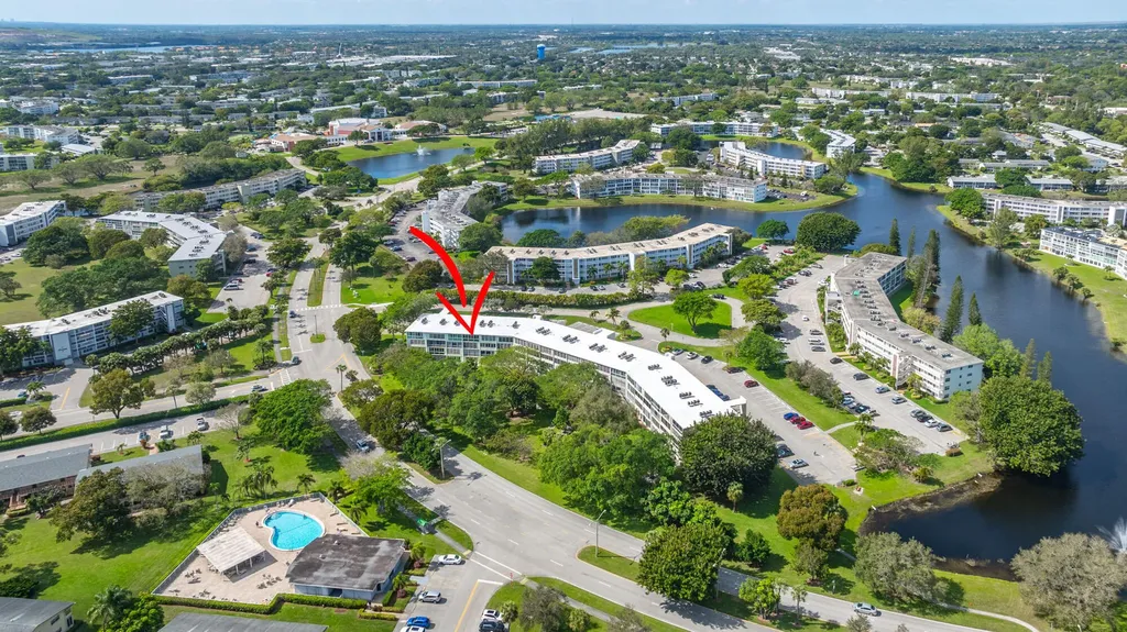4002 Cambridge A Deerfield Beach FL 33442