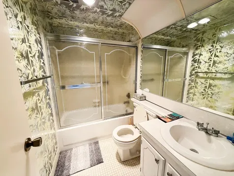 4002 Cambridge A Deerfield Beach FL 33442