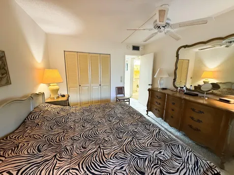 4002 Cambridge A Deerfield Beach FL 33442