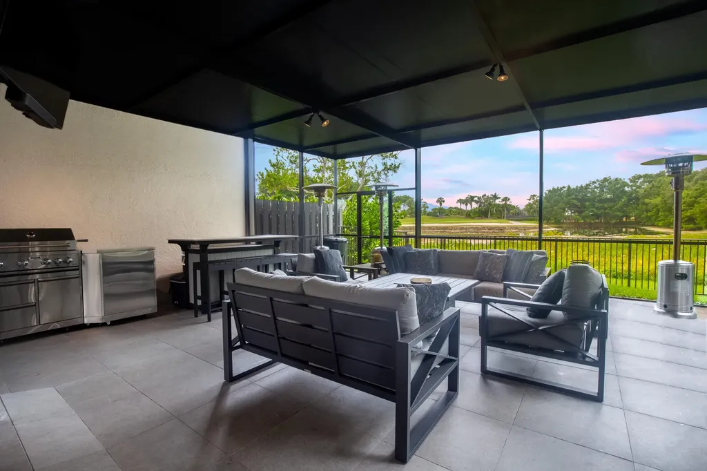 8216 Heritage Club Drive West Palm Beach FL 33412