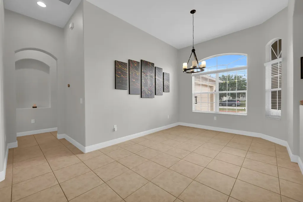 5816 NW Whitecap Road Port St Lucie FL 34986
