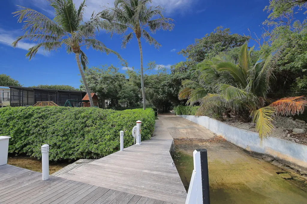 87851 Old Highway Islamorada FL 33036
