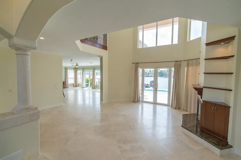 2500 SE 7th Drive Pompano Beach FL 33062