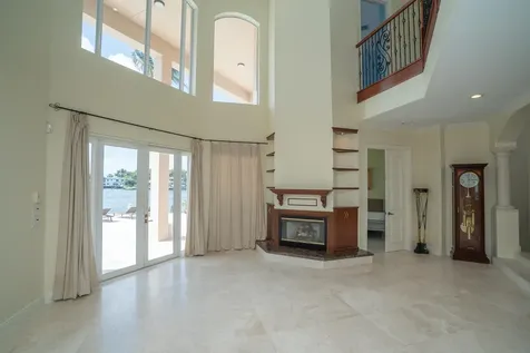 2500 SE 7th Drive Pompano Beach FL 33062