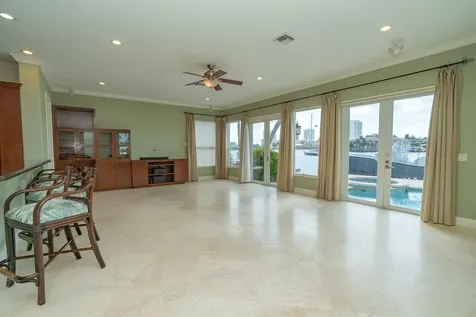 2500 SE 7th Drive Pompano Beach FL 33062
