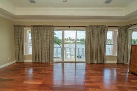 2500 SE 7th Drive Pompano Beach FL 33062