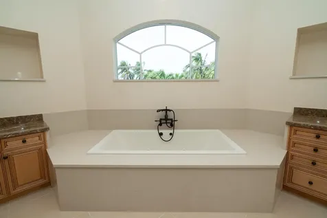 2500 SE 7th Drive Pompano Beach FL 33062