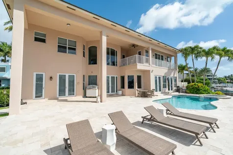 2500 SE 7th Drive Pompano Beach FL 33062
