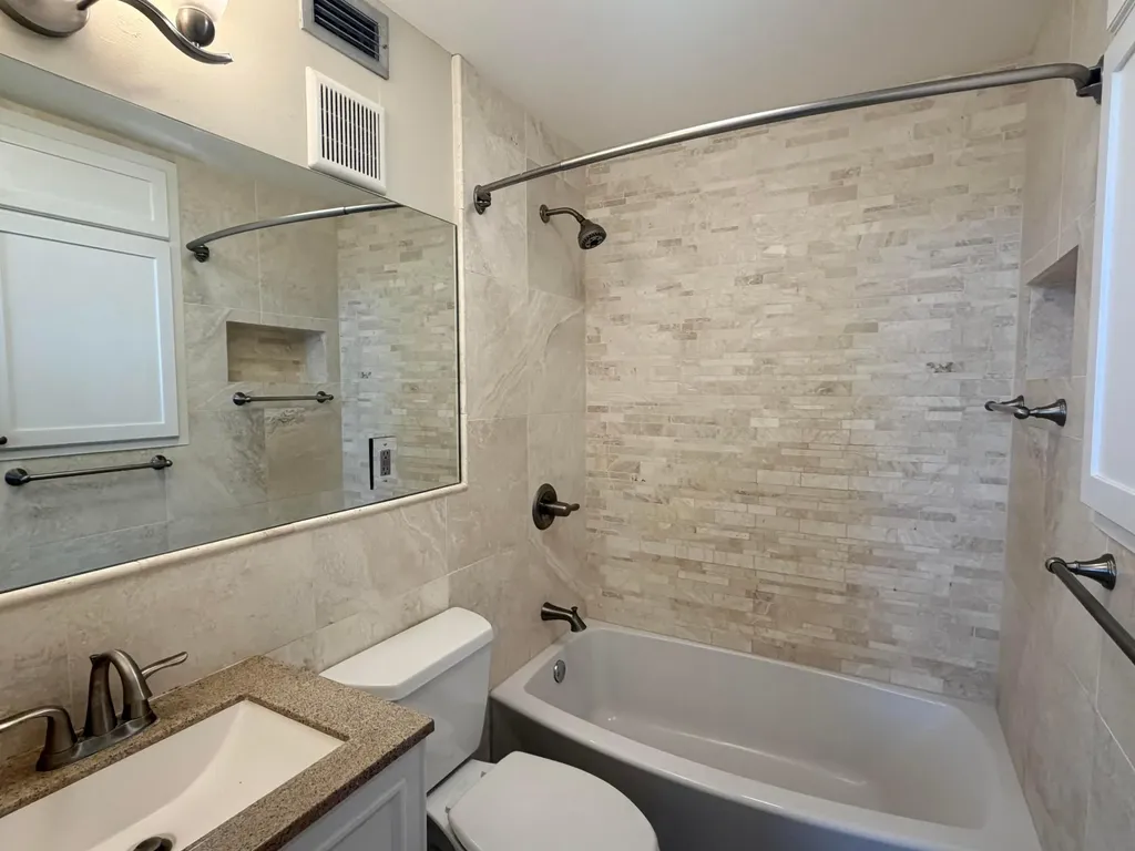 4501 NE 21 Avenue Fort Lauderdale FL 33308