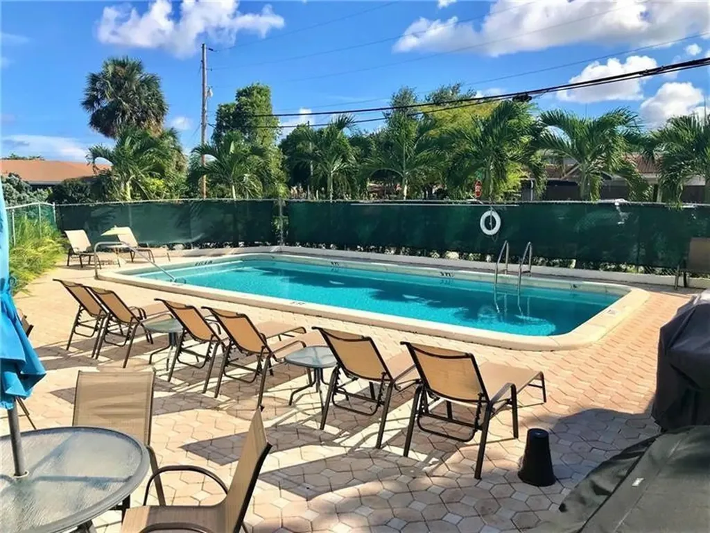 4501 NE 21 Avenue Fort Lauderdale FL 33308