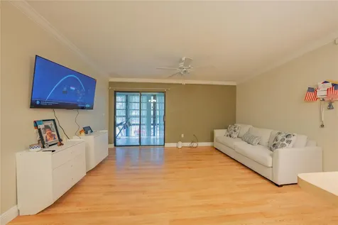 9614 W Mcnab Road Tamarac FL 33321