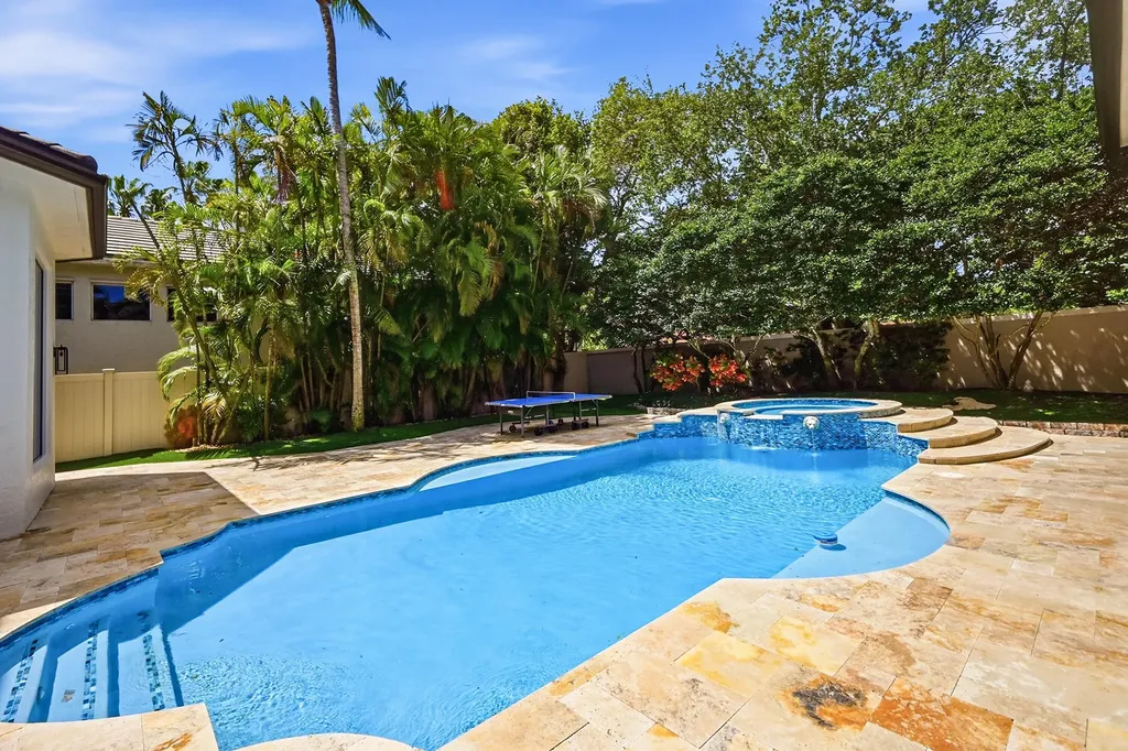 2425 NW 49th Lane Boca Raton FL 33431
