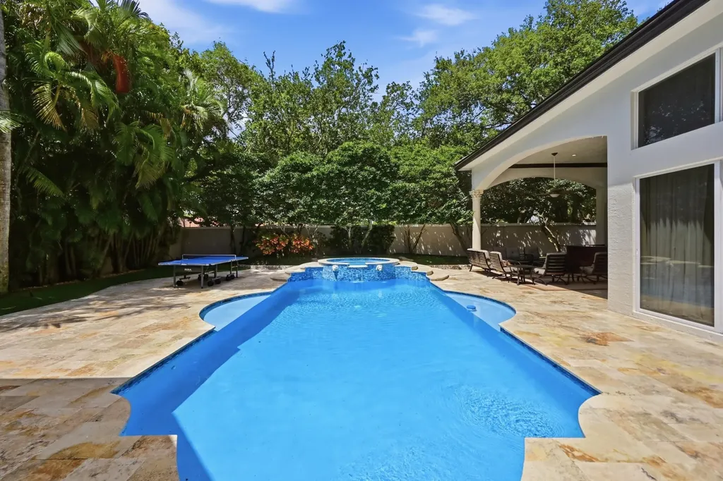2425 NW 49th Lane Boca Raton FL 33431