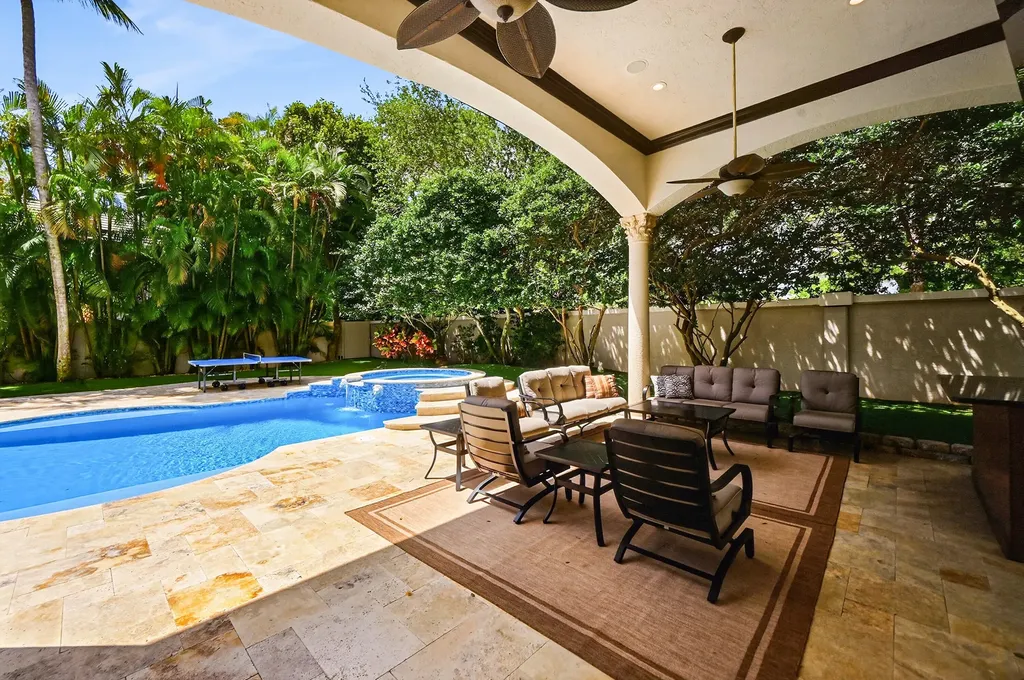 2425 NW 49th Lane Boca Raton FL 33431