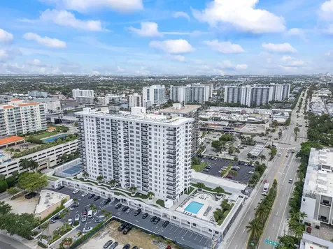 3015 N Ocean Boulevard Fort Lauderdale FL 33308