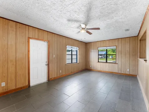 304 8th Avenue SW Vero Beach FL 32962