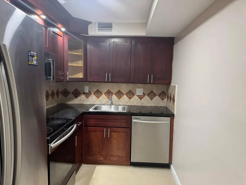 3710 N Pine Island Road Sunrise FL 33351
