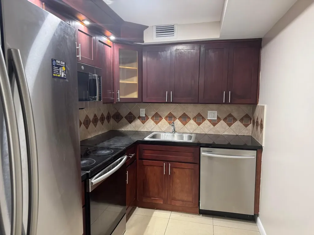 3710 N Pine Island Road Sunrise FL 33351