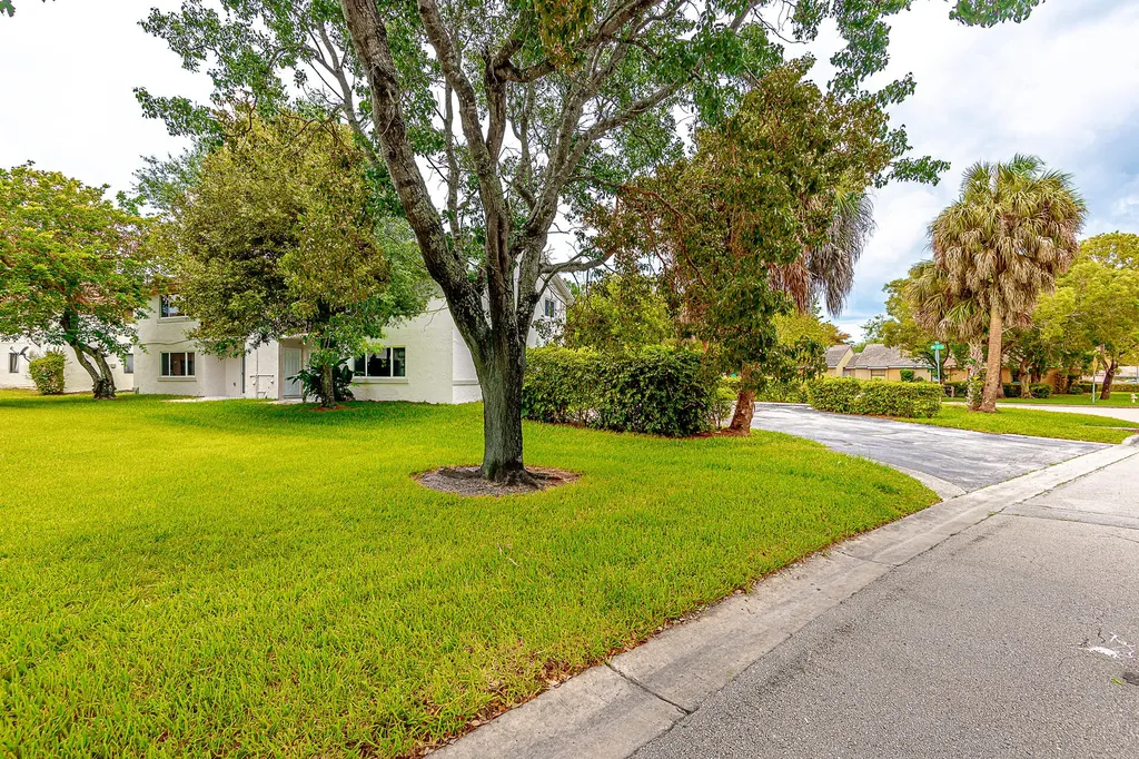 11500-11506 NW 43rd Court Coral Springs FL 33065