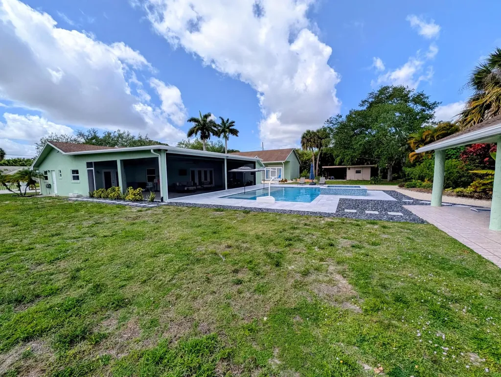 8763 Pinion Drive Lake Worth FL 33467