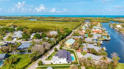 10742 SE Burgee Court Hobe Sound FL 33455