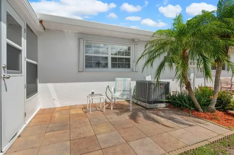 945 Savannas Point Drive Fort Pierce FL 34982