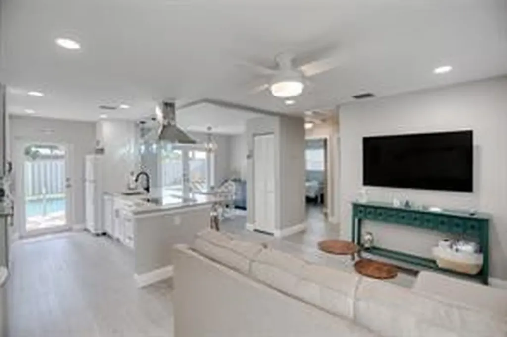 1437 NE 25th Street Pompano Beach FL 33064