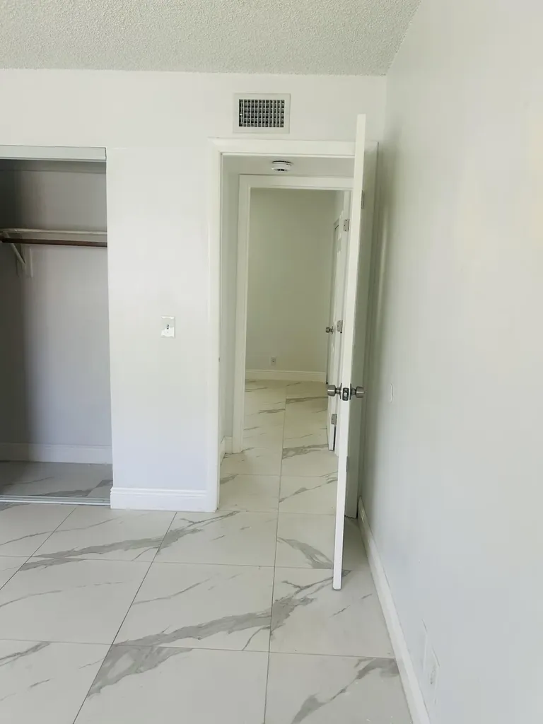 1471 NW 20th Street Fort Lauderdale FL 33311
