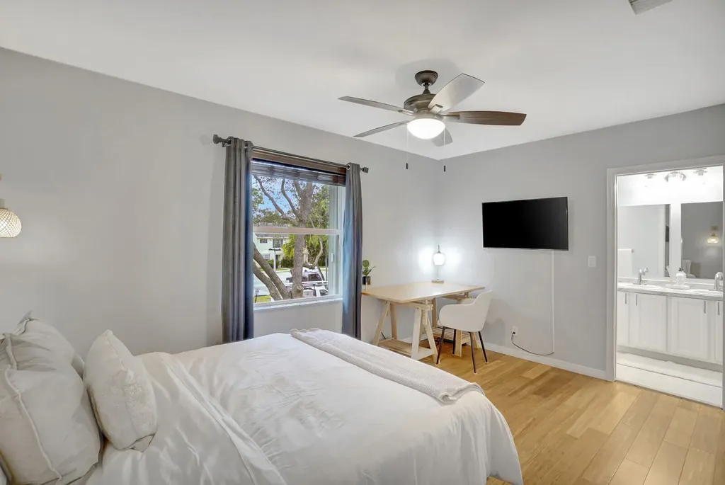 13428 Georgian Court Wellington FL 33414