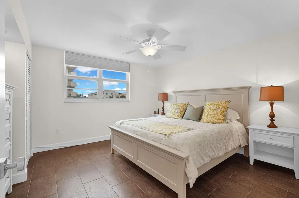 1701 S Ocean Drive Hollywood FL 33019