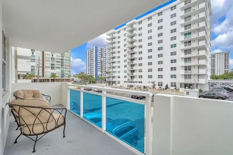 1701 S Ocean Drive Hollywood FL 33019