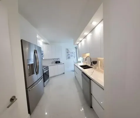 16425 Collins Avenue Sunny Isles Beach FL 33160