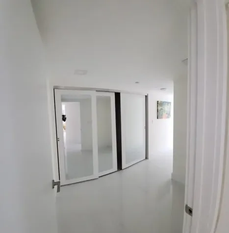 16425 Collins Avenue Sunny Isles Beach FL 33160