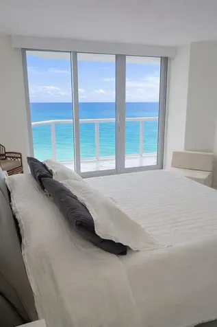 16425 Collins Avenue Sunny Isles Beach FL 33160