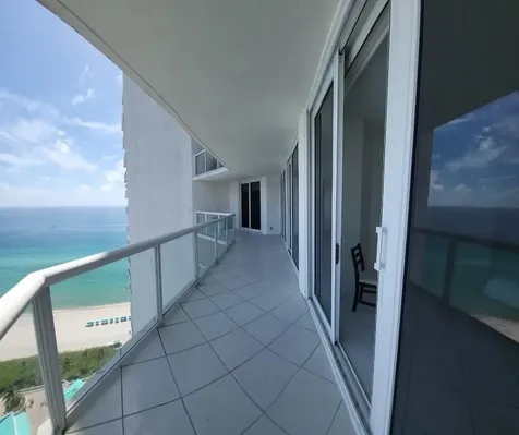 16425 Collins Avenue Sunny Isles Beach FL 33160
