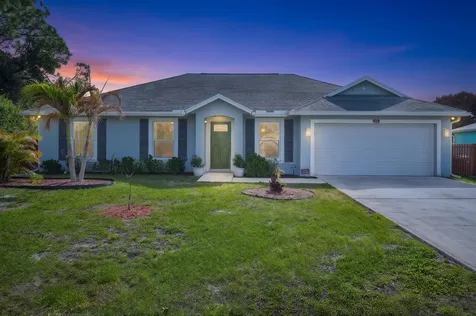685 SW Homeland Road Port St Lucie FL 34953