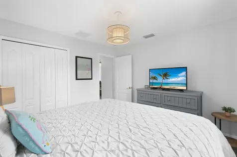 685 SW Homeland Road Port St Lucie FL 34953