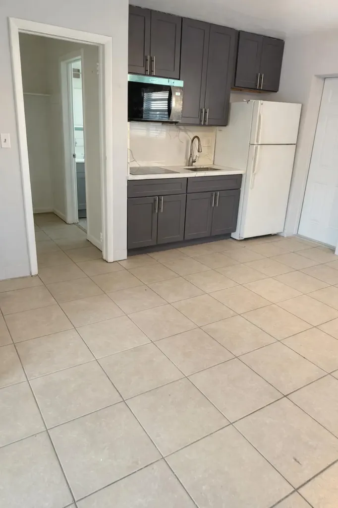 1017 SE 3rd Street Deerfield Beach FL 33441