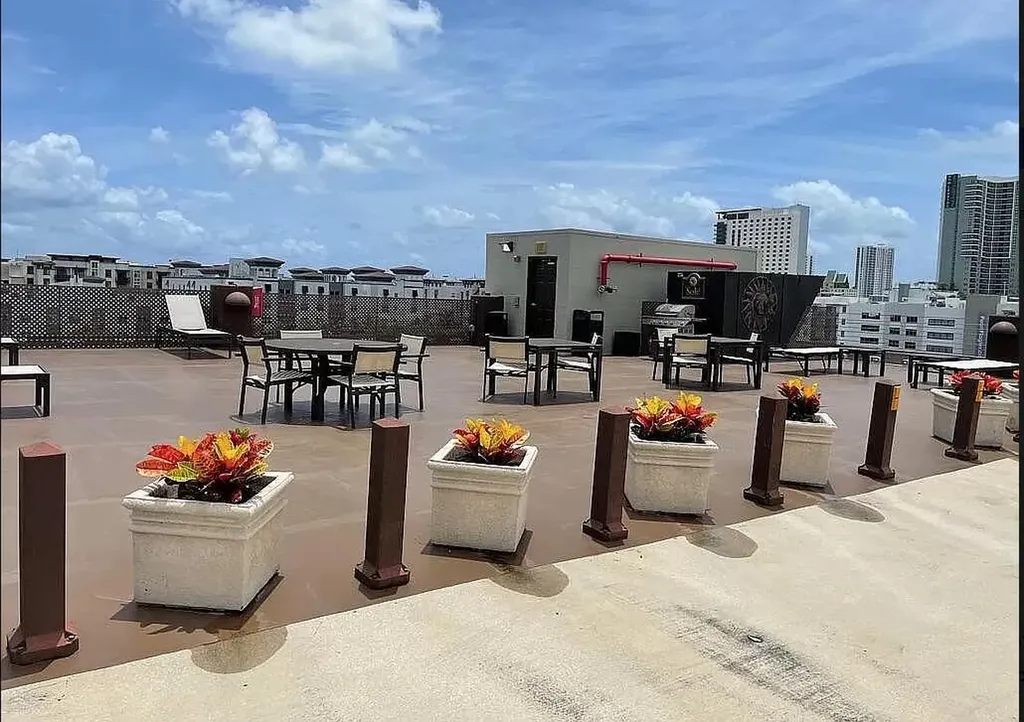 533 NE 3rd Avenue Fort Lauderdale FL 33301