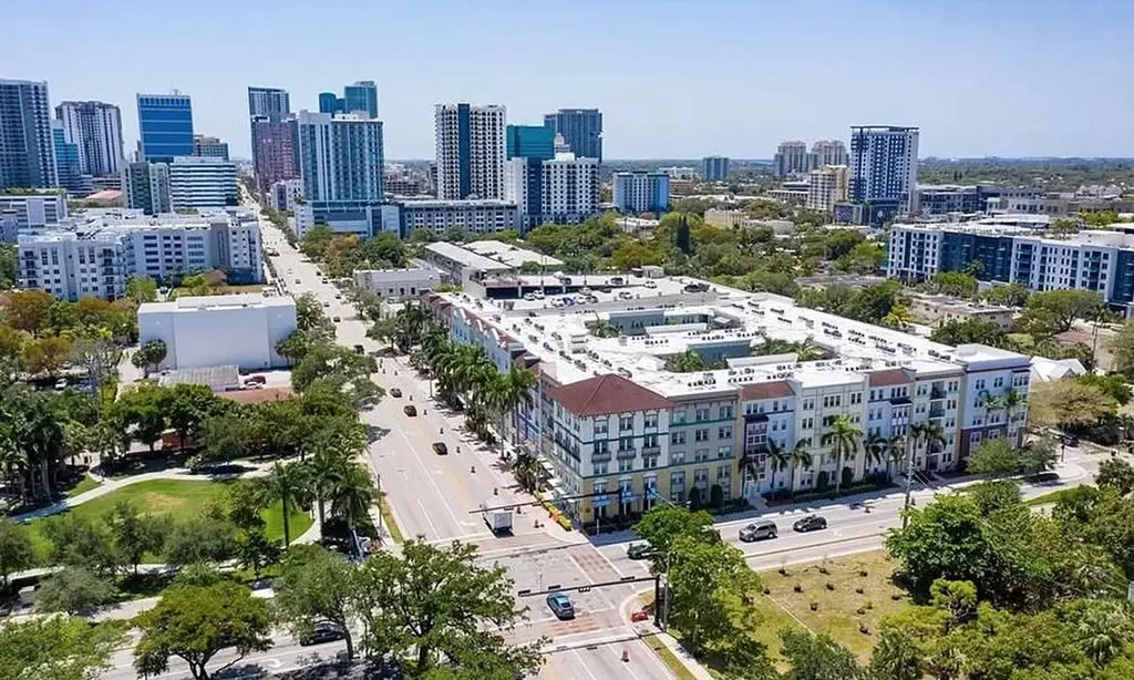 533 NE 3rd Avenue Fort Lauderdale FL 33301