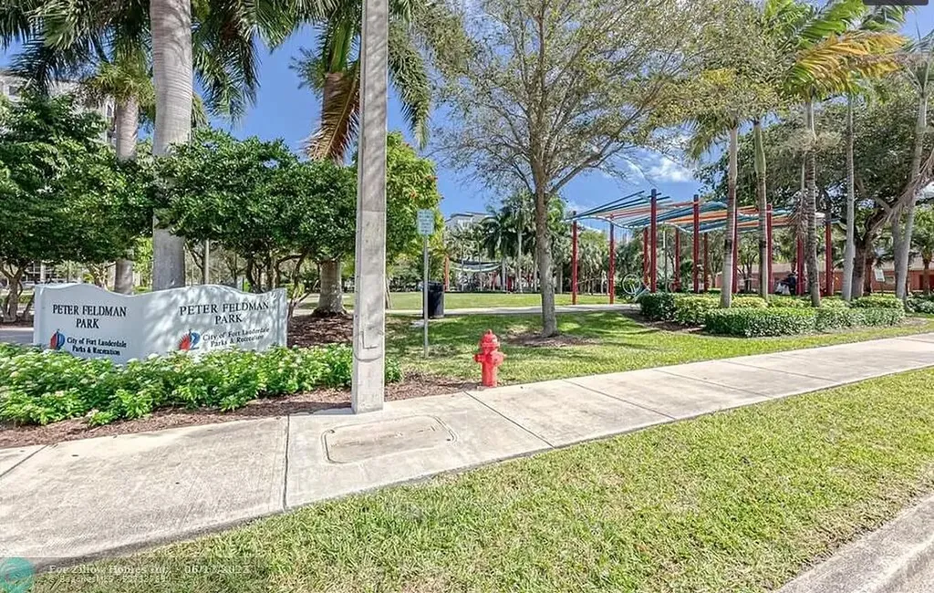 533 NE 3rd Avenue Fort Lauderdale FL 33301