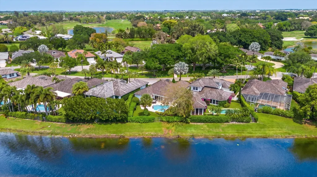 2515 Muir Circle Wellington FL 33414