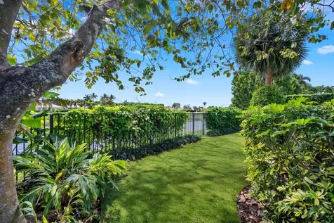 2515 Muir Circle Wellington FL 33414