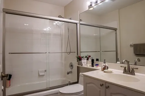 8058 Via Hacienda Riviera Beach FL 33418