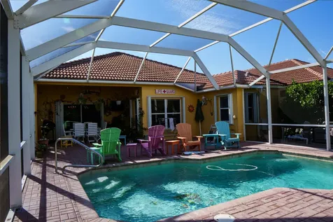 8058 Via Hacienda Riviera Beach FL 33418